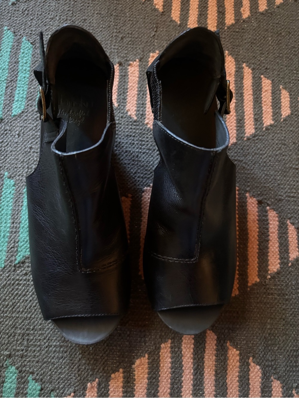 Dansko Black Leather Cutout High Heel Clog | Wood Platform | 41 LIKE NEW - Picture 3 of 6